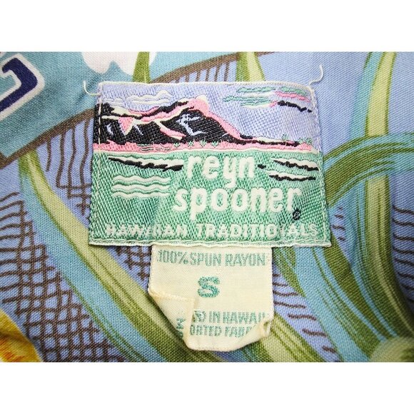Reyn Spooner Hawaiian Traditionals Size Small Mens Rayon Short Sleeve Shirt - Picture 4 of 8
